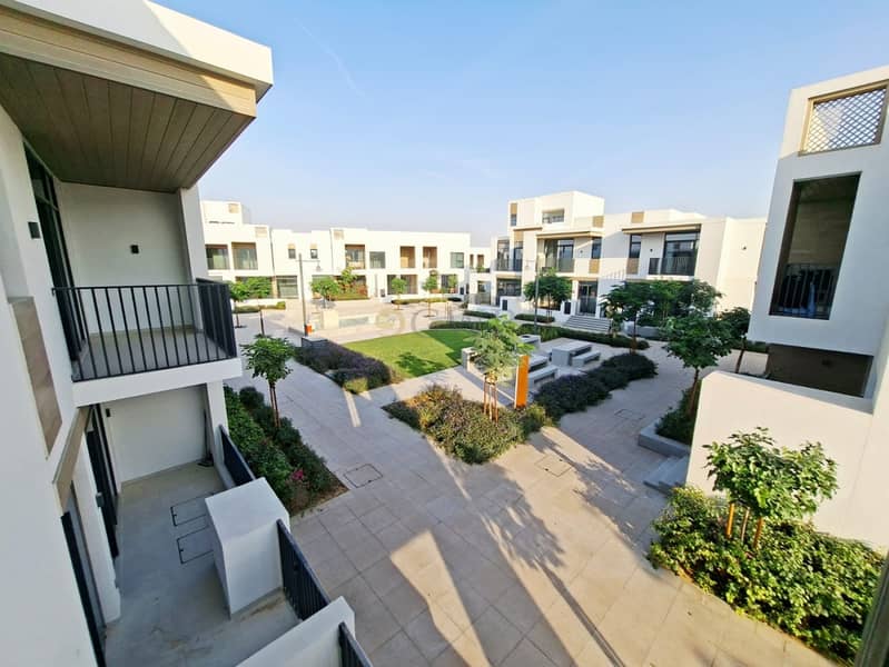 Brand New | Corner | On The Park| Single Row - Image 12