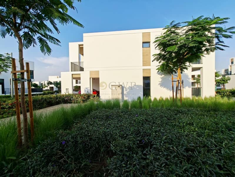 Brand New | Corner | On The Park| Single Row - Image 27