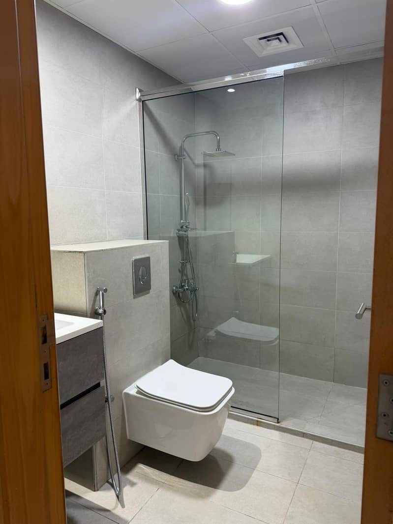 Upgraded & Bright 1 BHK | Close to Metro | Armada Tower 3 - Image 9