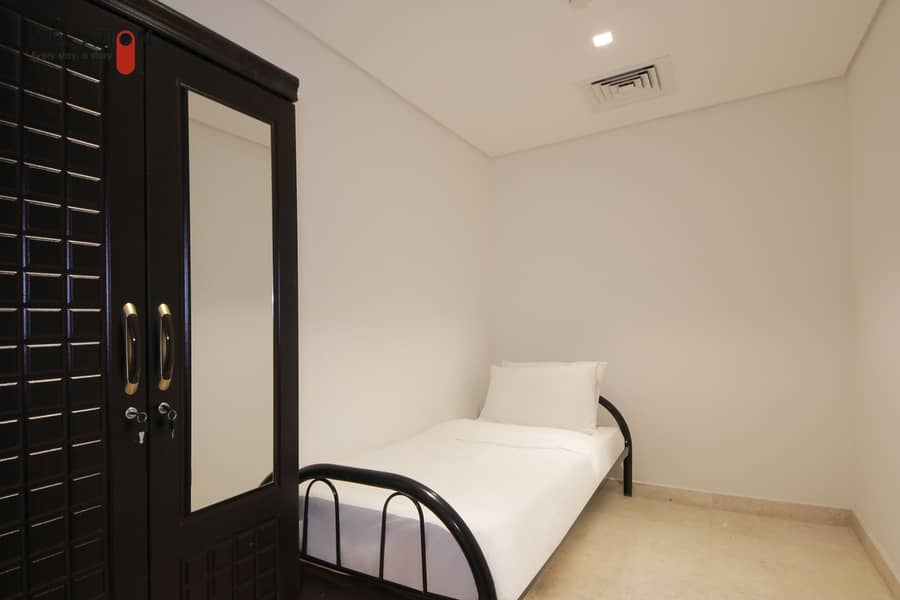 Cozy 1BHK In The Sterling - Image 18