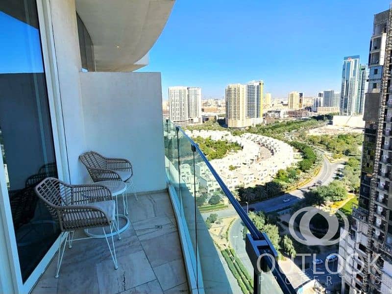 Urgent Sale I Luxury Penthouse with Pool I Vacant - Image 9