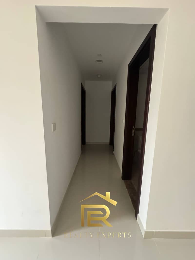 Unfurnished 2 Bedroom Apartment in Spanish Building, Dubai Sports City - Image 8