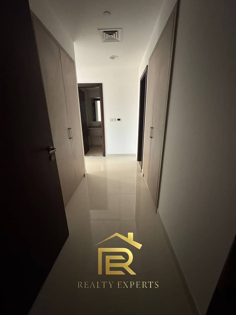 Unfurnished 2 Bedroom Apartment in Spanish Building, Dubai Sports City - Image 14
