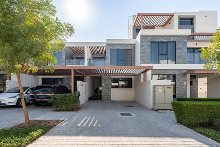 4 Bedroom Villa for Rent in DAMAC Hills, Dubai - 08485e70-7a15-4bab-ce0f-0953e36da700. jpeg 4 Bedroom Villa for Rent in DAMAC Hills, Dubai - 08485e70-7a15-4bab-ce0f-0953e36da700. jpeg