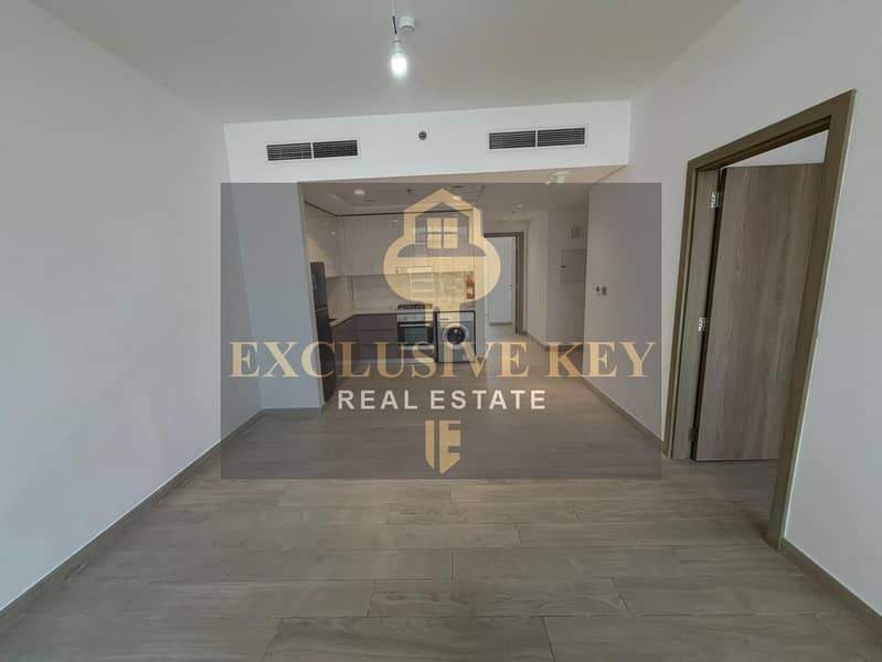 “Exclusive 2-Bedroom Apartment in Azizi Riviera with Stunning Lagoon Views”