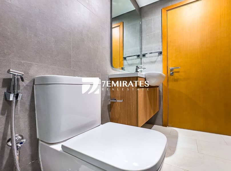 Single Row | Ready To Move In | 4BR Unfurnished - Image 12