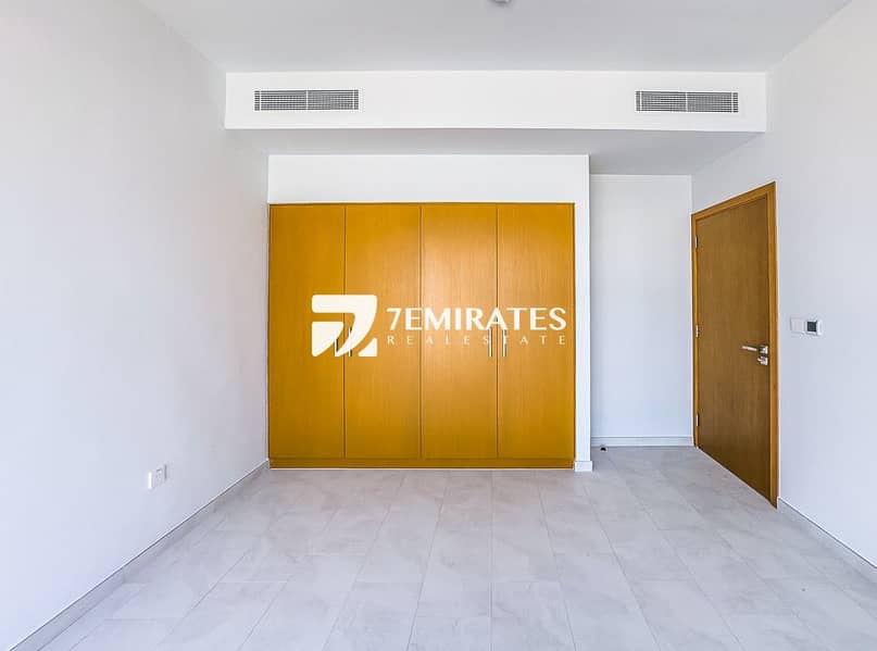 Single Row | Ready To Move In | 4BR Unfurnished - Image 26