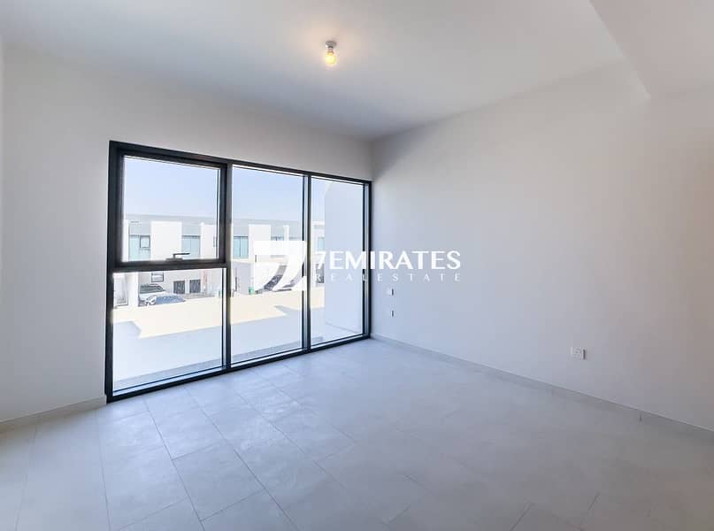 Single Row | Ready To Move In | 4BR Unfurnished - Image 28