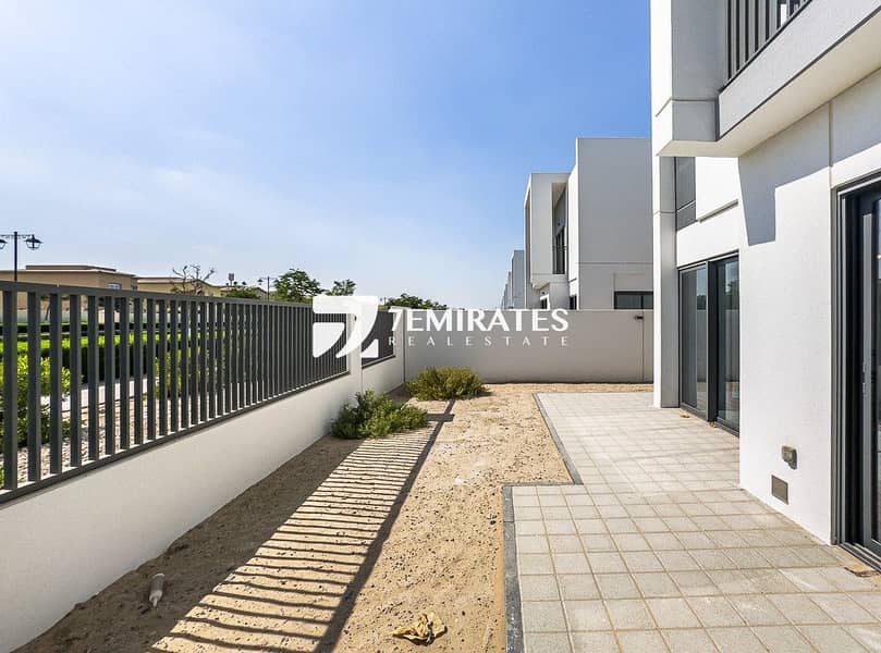 Single Row | Ready To Move In | 4BR Unfurnished - Image 30