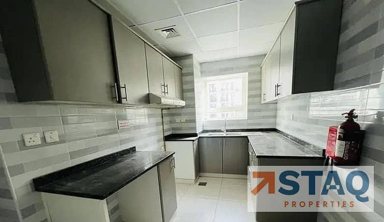 SPACIOUS | HUGE LAYOUT | READY TO MOVE - Image 9