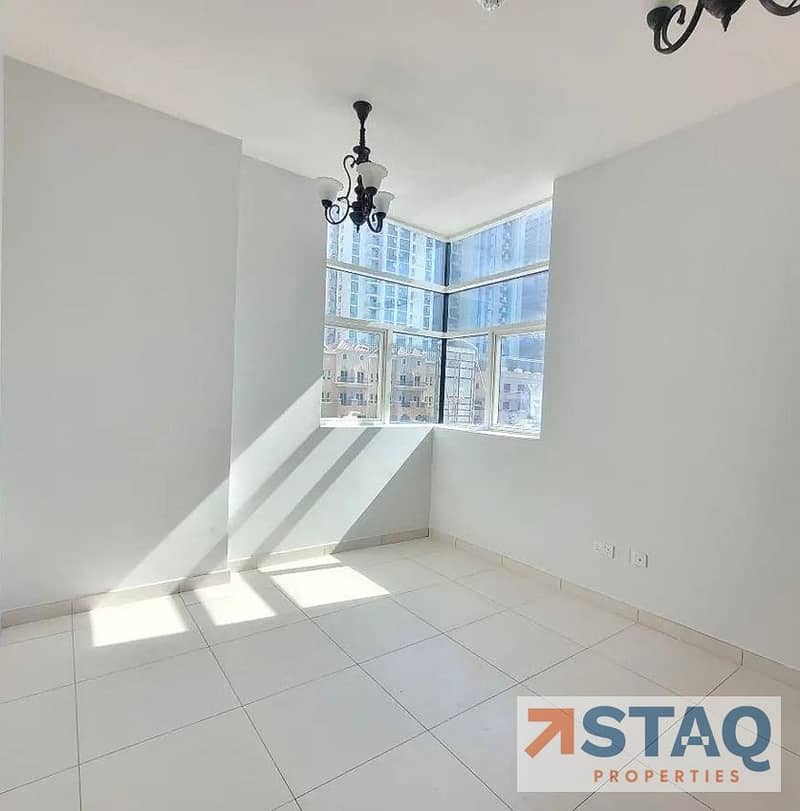 SPACIOUS | HUGE LAYOUT | READY TO MOVE - Image 12