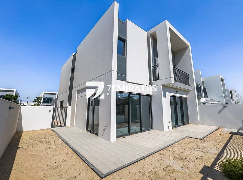 Single Row | Ready To Move In | 4BR Unfurnished - Image 32