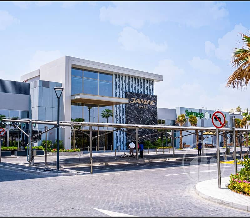 Prime Location /Golf Course Community/Furnished