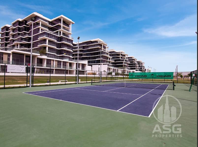 Prime Location /Golf Course Community/Furnished - Image 7