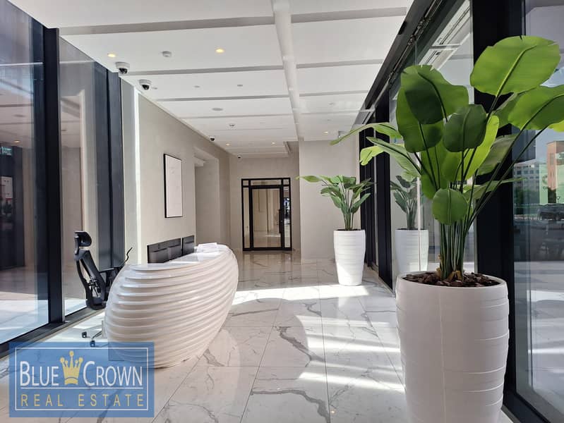 Luxury Apartment/ Close to metro/ Kitchen appliances