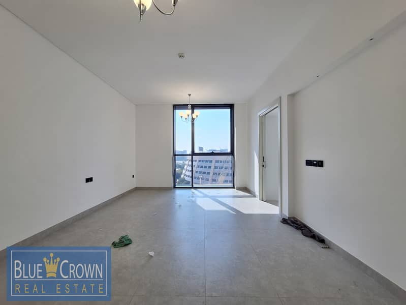 Luxury Apartment/ Close to metro/ Kitchen appliances