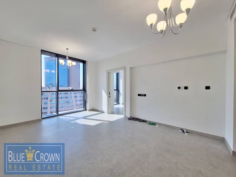 Luxury Apartment/ Close to metro/ Kitchen appliances