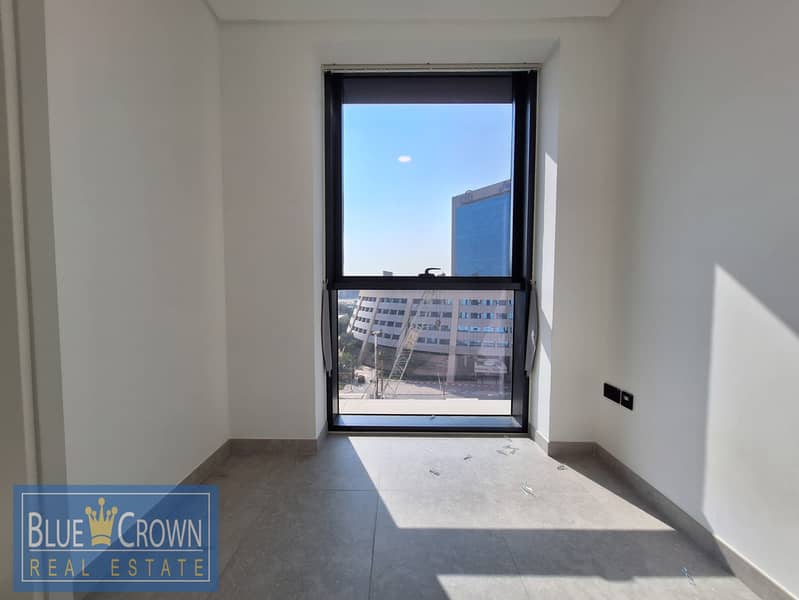 Luxury Apartment/ Close to metro/ Kitchen appliances - Image 6