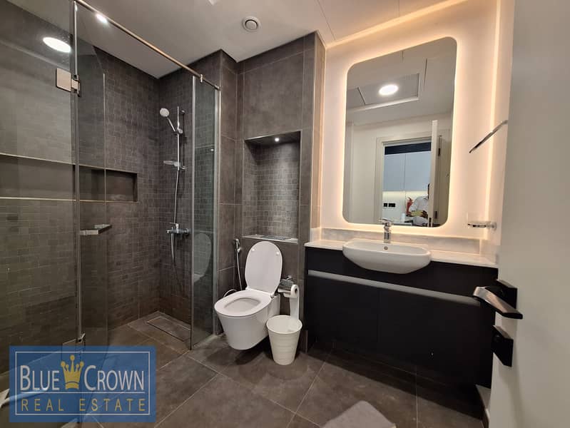 Luxury Apartment/ Close to metro/ Kitchen appliances - Image 7