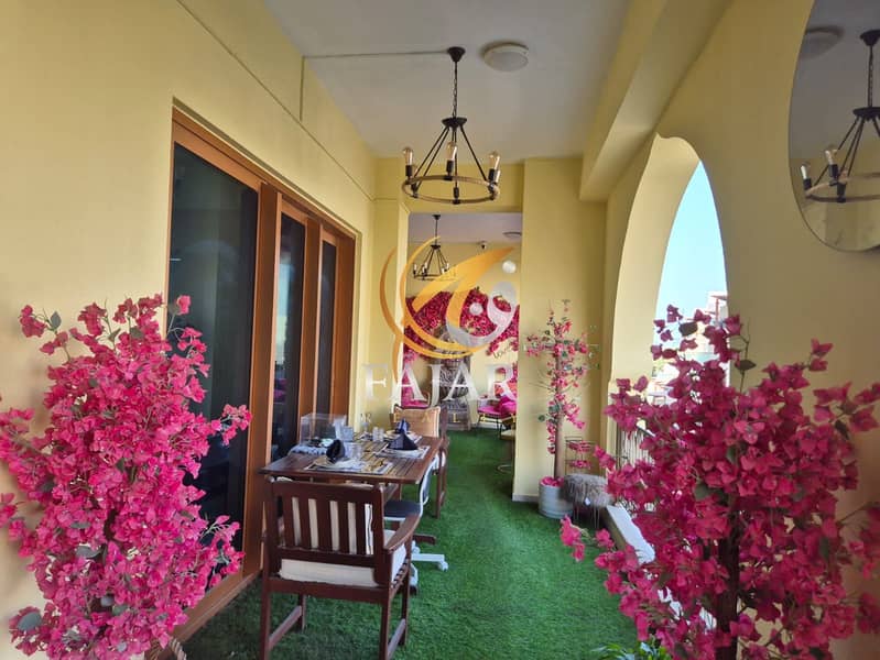 Luxury living | VACANT | Waterfront living