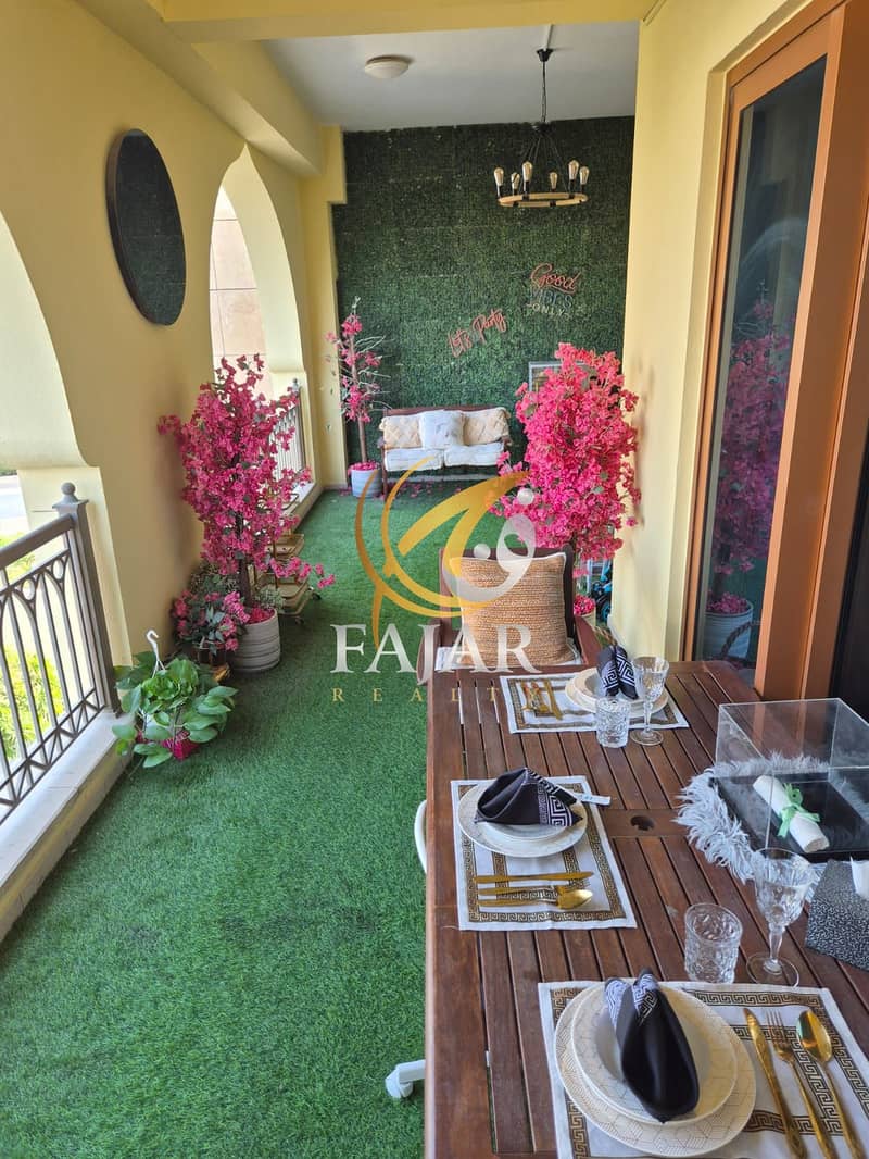 Luxury living | VACANT | Waterfront living