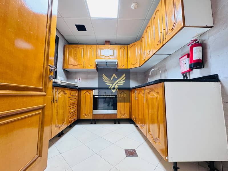 Chiller Free Laundry / High Floor / Book Now k - Image 9