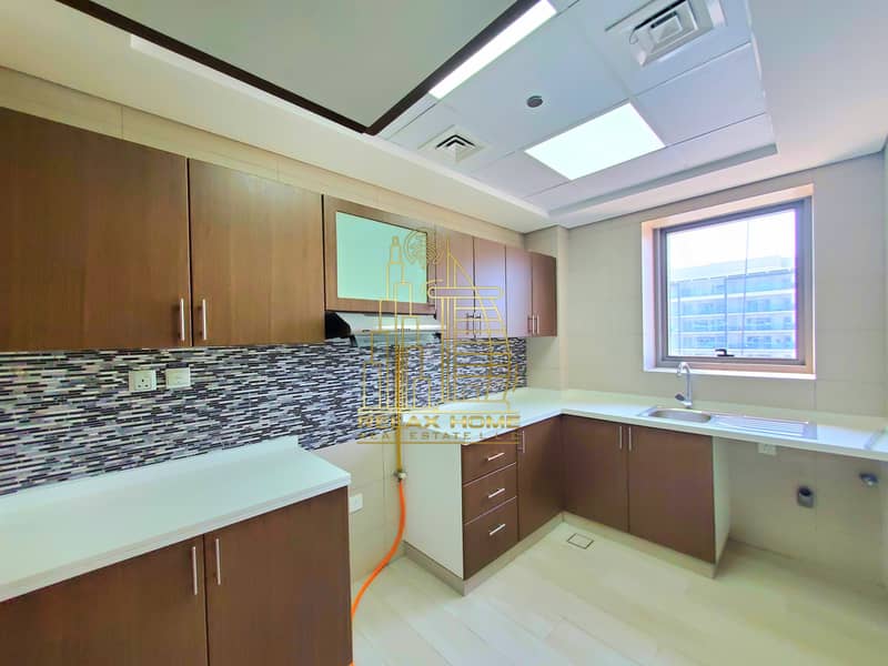 Luxury 1BHK | Huge Balcony | Amazing Layout | Gym & Pool - Image 8