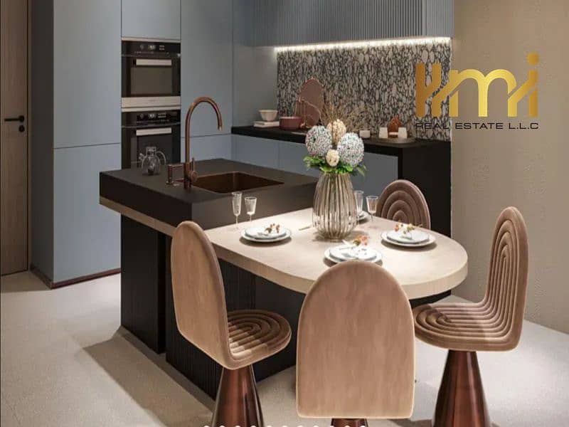 ROI over 10% | Freehold | A very easy payment plan | Direct on Al Khail Street | 17 minutes downtown - Image 9