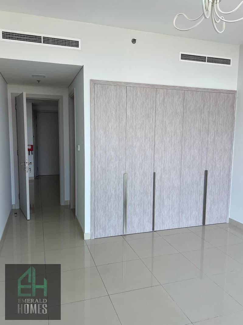 Bright & Spacious I Most Affordable I Ready to move in | Prime Location - Image 6