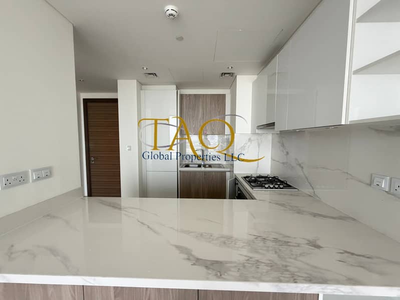 Premium 1 Bedroom Apartment - Image 7