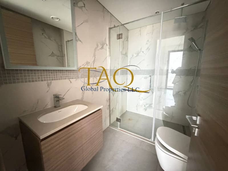 Premium 1 Bedroom Apartment - Image 11