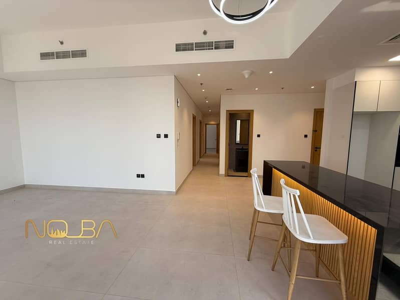 PRIME AMENITIES | BRIGHT UNFURNISHED APARTMENT | SPACIOUS