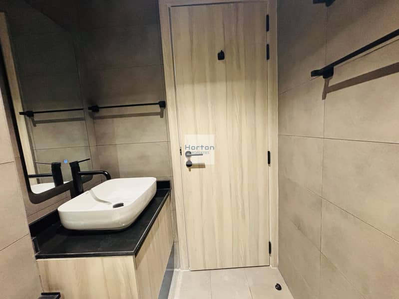 Brand New | Rented | Pool View | Separate Laundry - Image 8