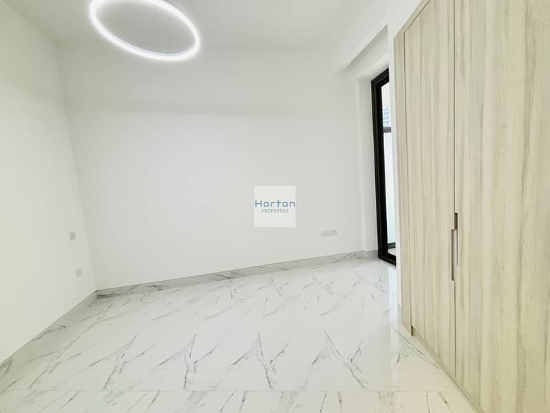 Brand New | Rented | Pool View | Separate Laundry - Image 9