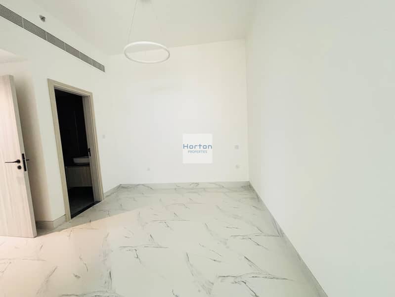 Brand New | Rented | Pool View | Separate Laundry - Image 10