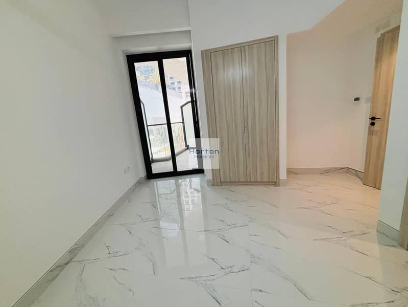 Brand New | Rented | Pool View | Separate Laundry - Image 18