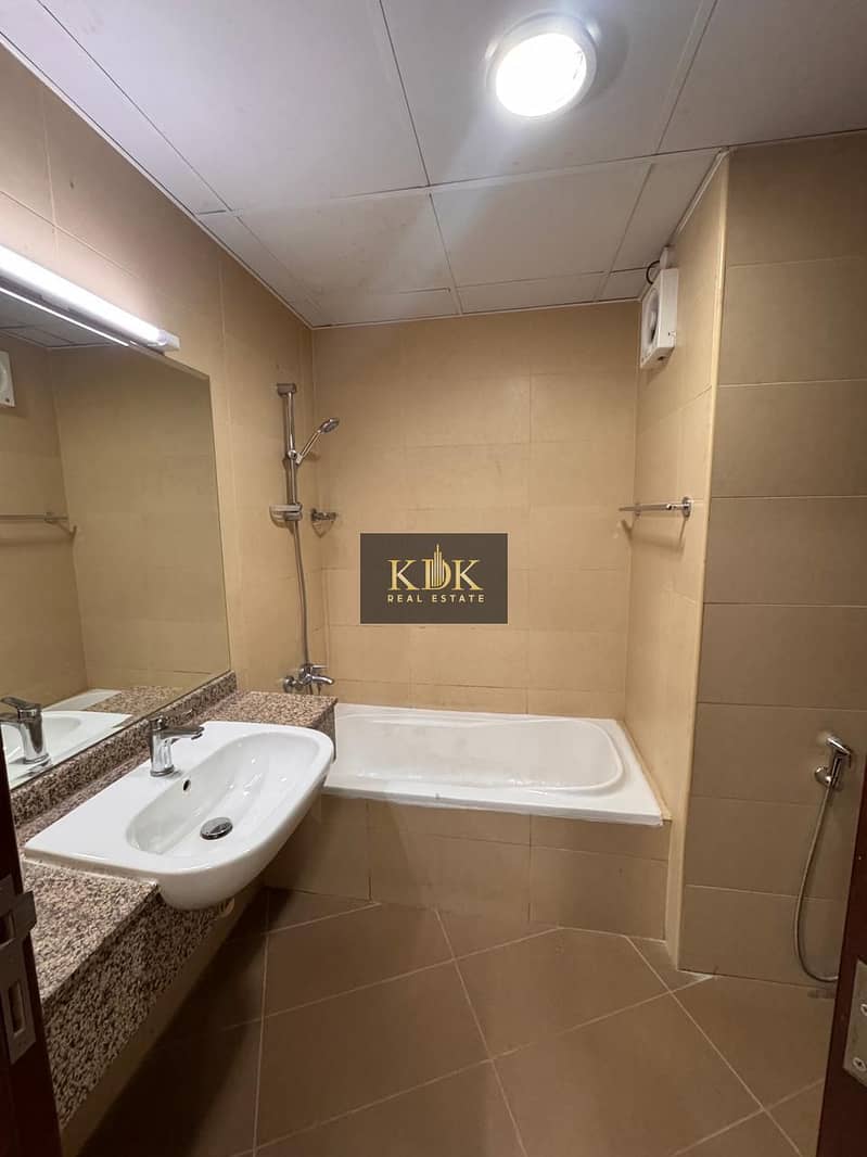 Unfurnished 3BR | Premium Quality | View Now - Image 15