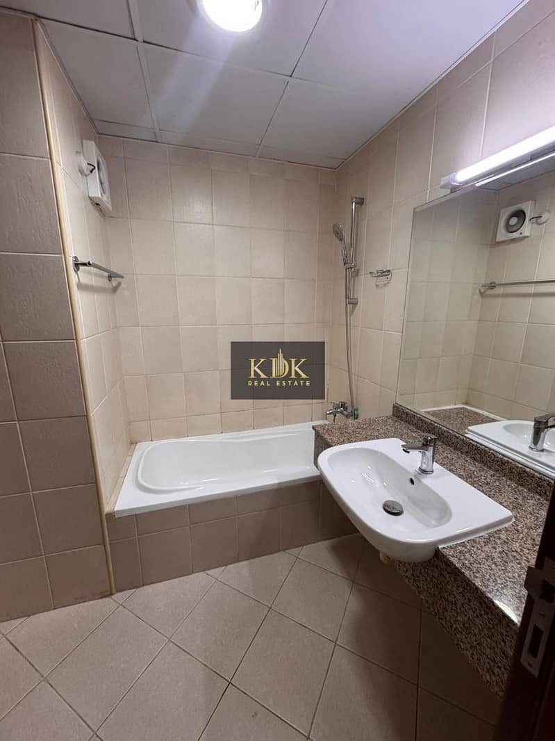 Unfurnished 3BR | Premium Quality | View Now - Image 18