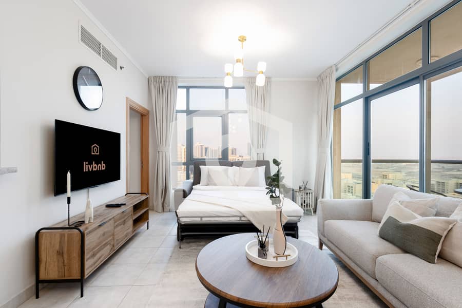 Bright Furnished Apartment with City Views – The Links East Tower - Image 9