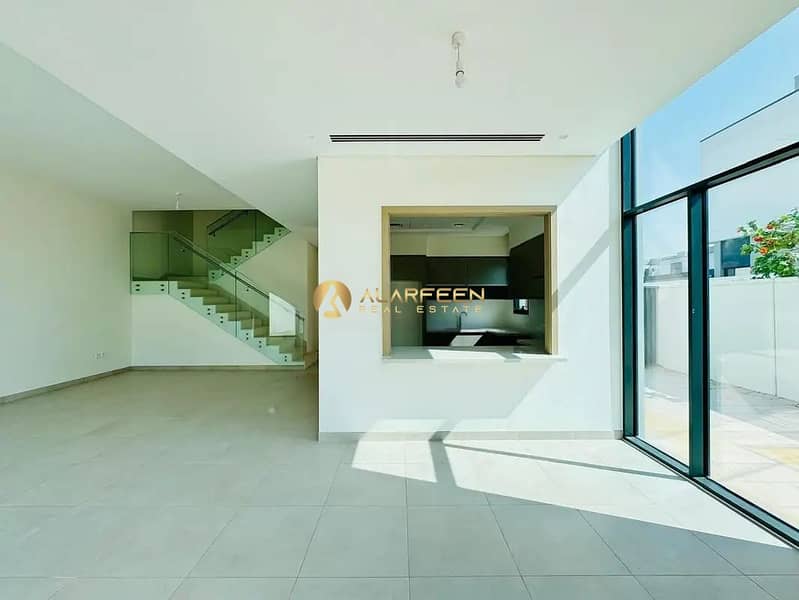 Unfurnished | Bright ambiance | Prime Location