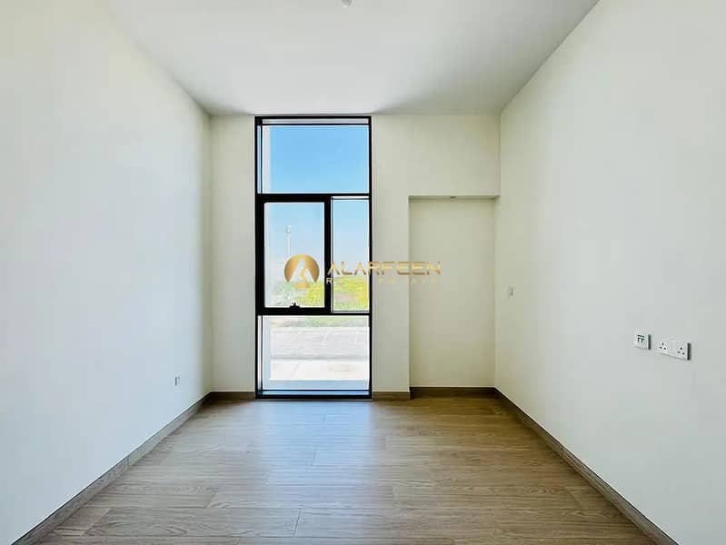 Unfurnished | Bright ambiance | Prime Location - Image 11