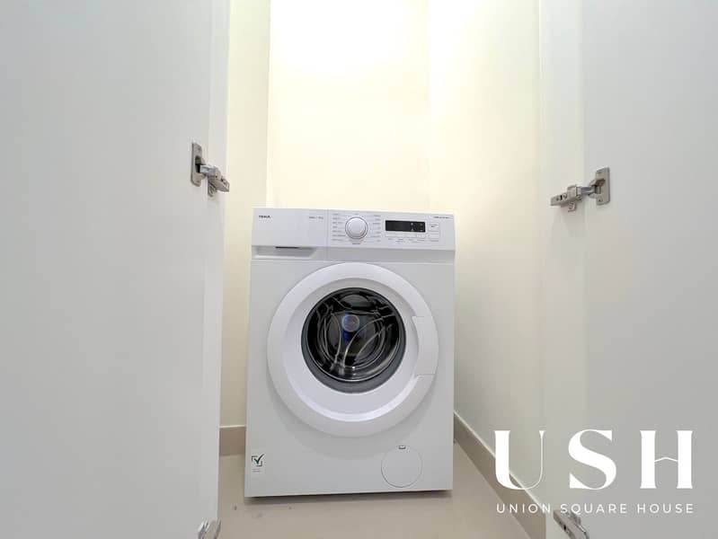 FURNISHED 1BR | BOULEVARD VIEW | GREAT LOCATION - Image 11