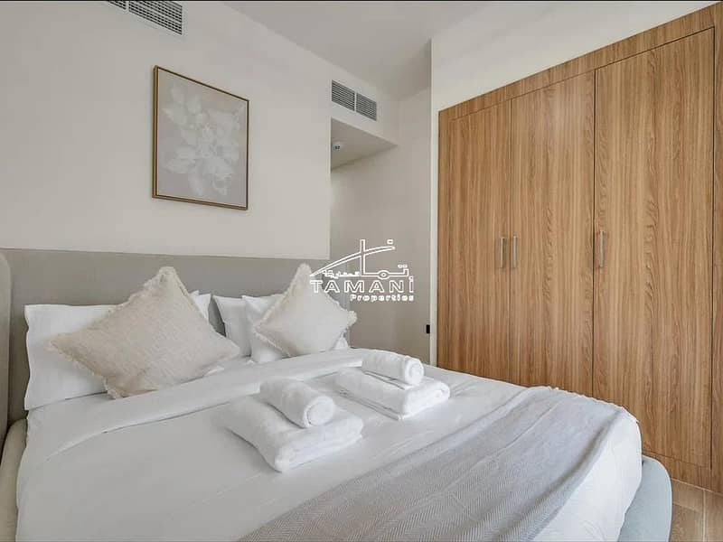 Exquisite 2BR Upgraded Townhouse | Fully Furnished - Image 10