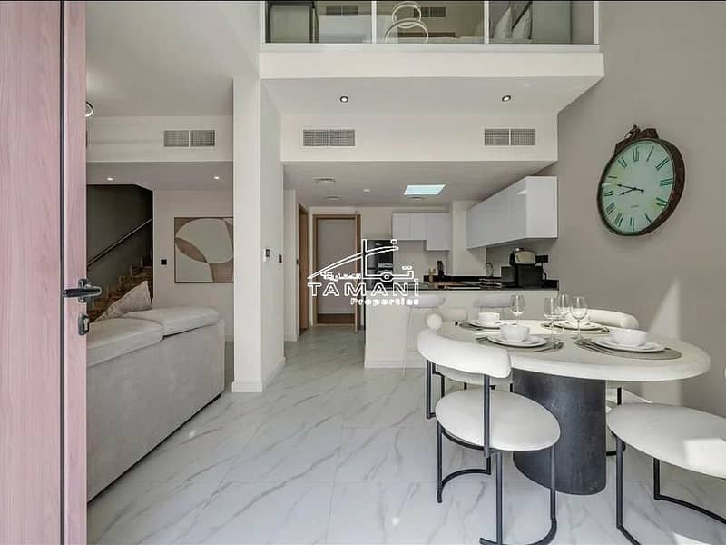 Exquisite 2BR Upgraded Townhouse | Fully Furnished - Image 20