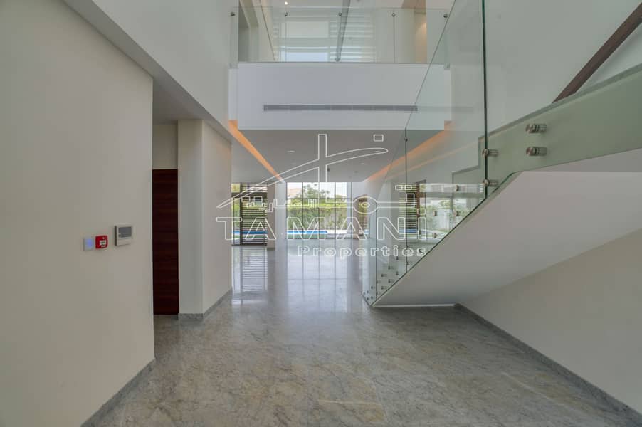 Phase One Vacant Corner Contemporary 5BR