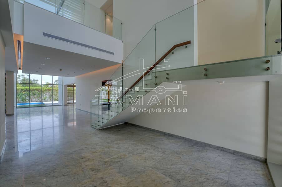 Phase One Vacant Corner Contemporary 5BR - Image 10