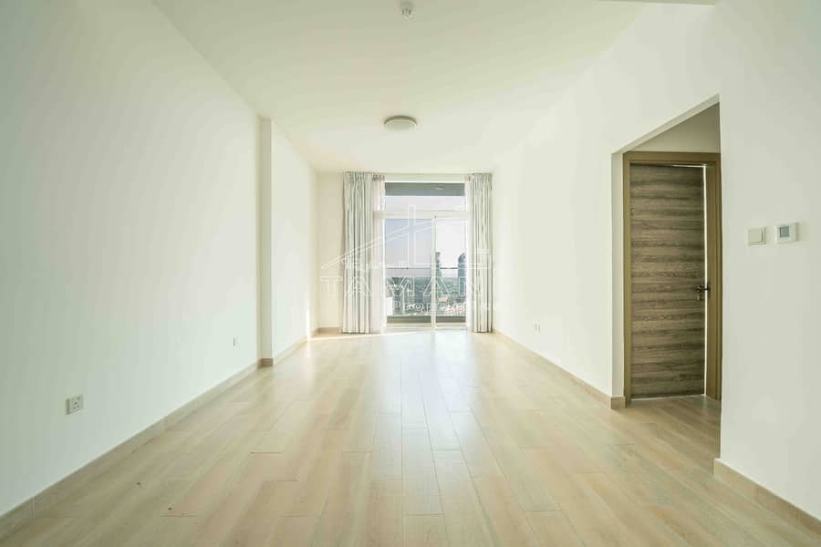 Park view Ready to move in Closed kitchen