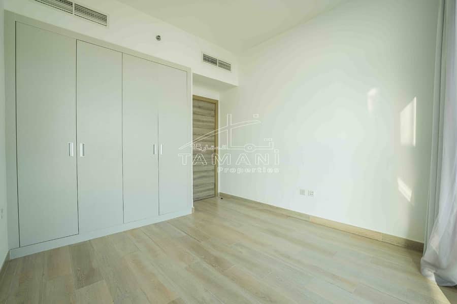 Park view Ready to move in Closed kitchen - Image 12