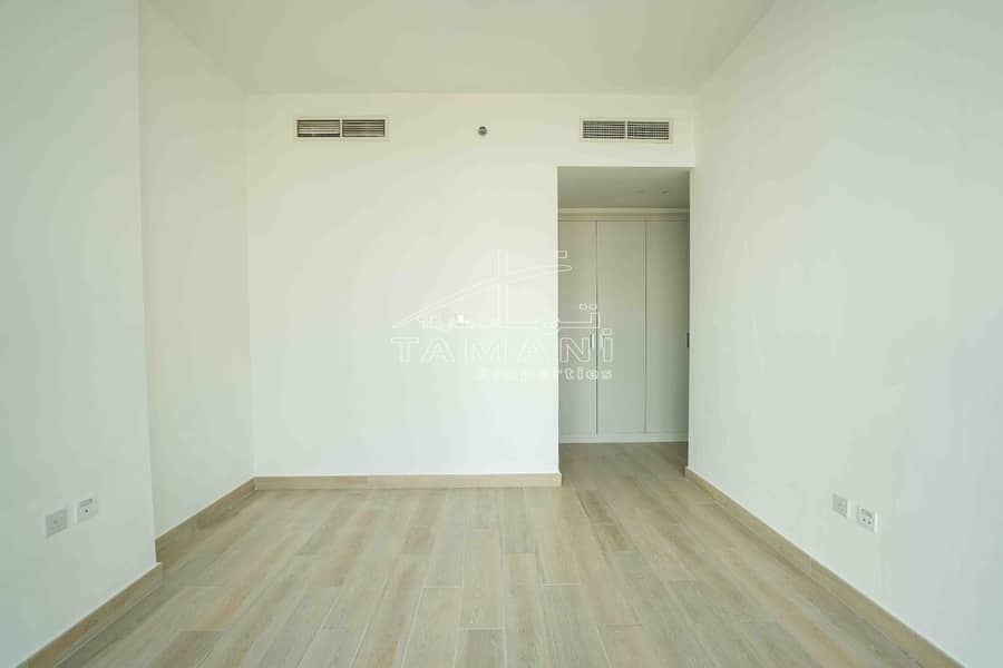 Park view Ready to move in Closed kitchen - Image 17