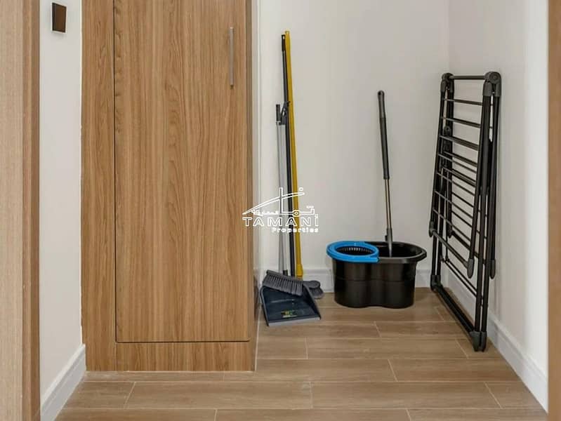 Exquisite 2BR Upgraded Townhouse | Fully Furnished - Image 30